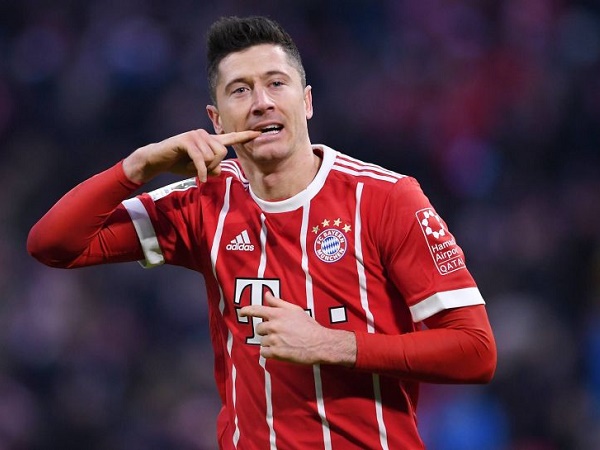 Sếp lớn Bayern dằn mặt Lewandowski "nhiều chuyện"