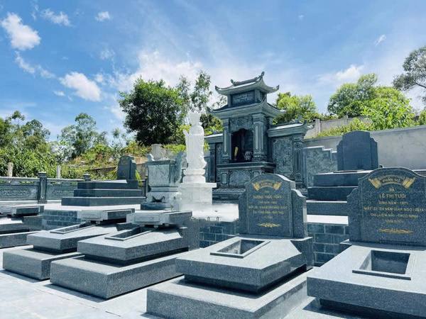 Mơ thấy 3 ngôi mộ có ý nghĩa gì con số gì may mắn