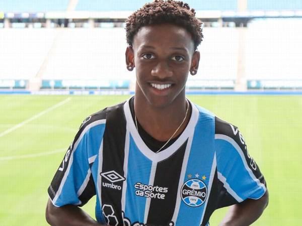 Tin Liverpool 14/11: Cuộc săn đuổi Gabriel Mec của Liverpool