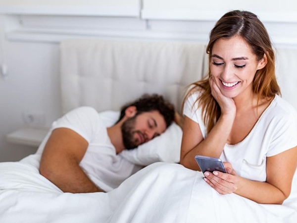 Nằm mơ thấy vợ ngoại tình là điềm gì, chọn liền con gì?