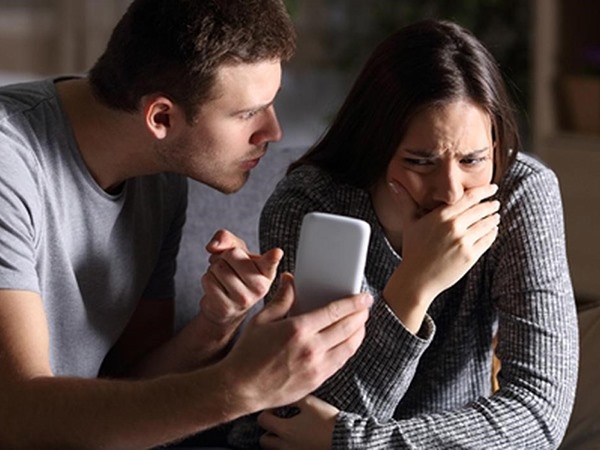 Nằm mơ thấy vợ ngoại tình là điềm gì, chọn liền con gì?