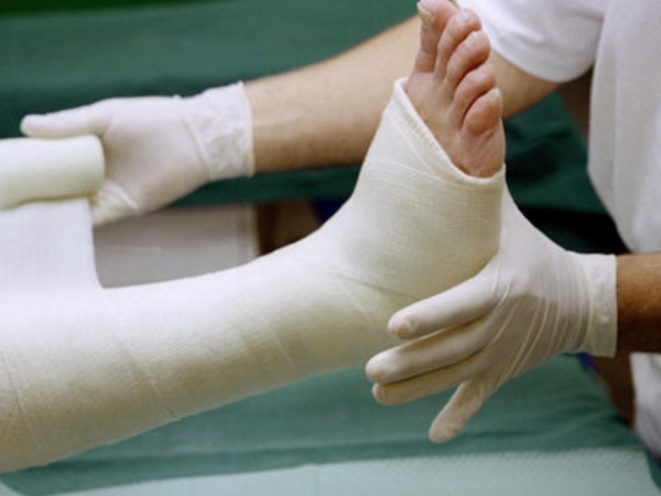 Nằm mơ thấy gãy chân là điềm gì, con gì giúp đổi vận?