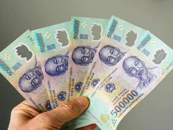 Nằm mơ thấy tiền 500 nghìn có điềm báo gì về vận may?