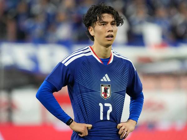 Tin MU: Man Utd theo đuổi Ao Tanaka cho tuyến giữa