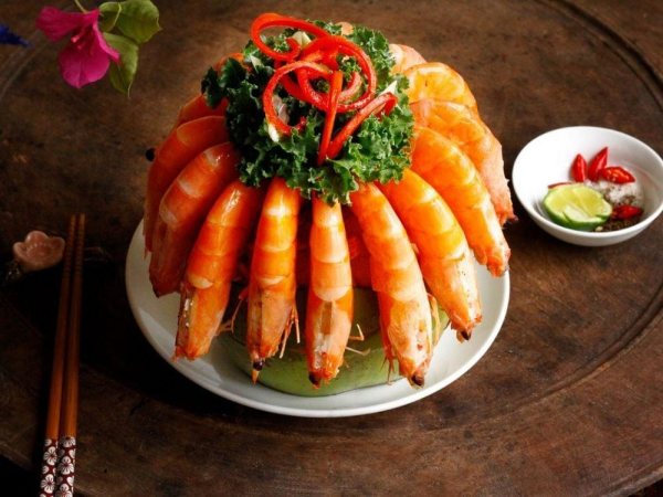 Nằm mơ thấy ăn tôm điềm gì, ứng với bộ số may mắn nào?